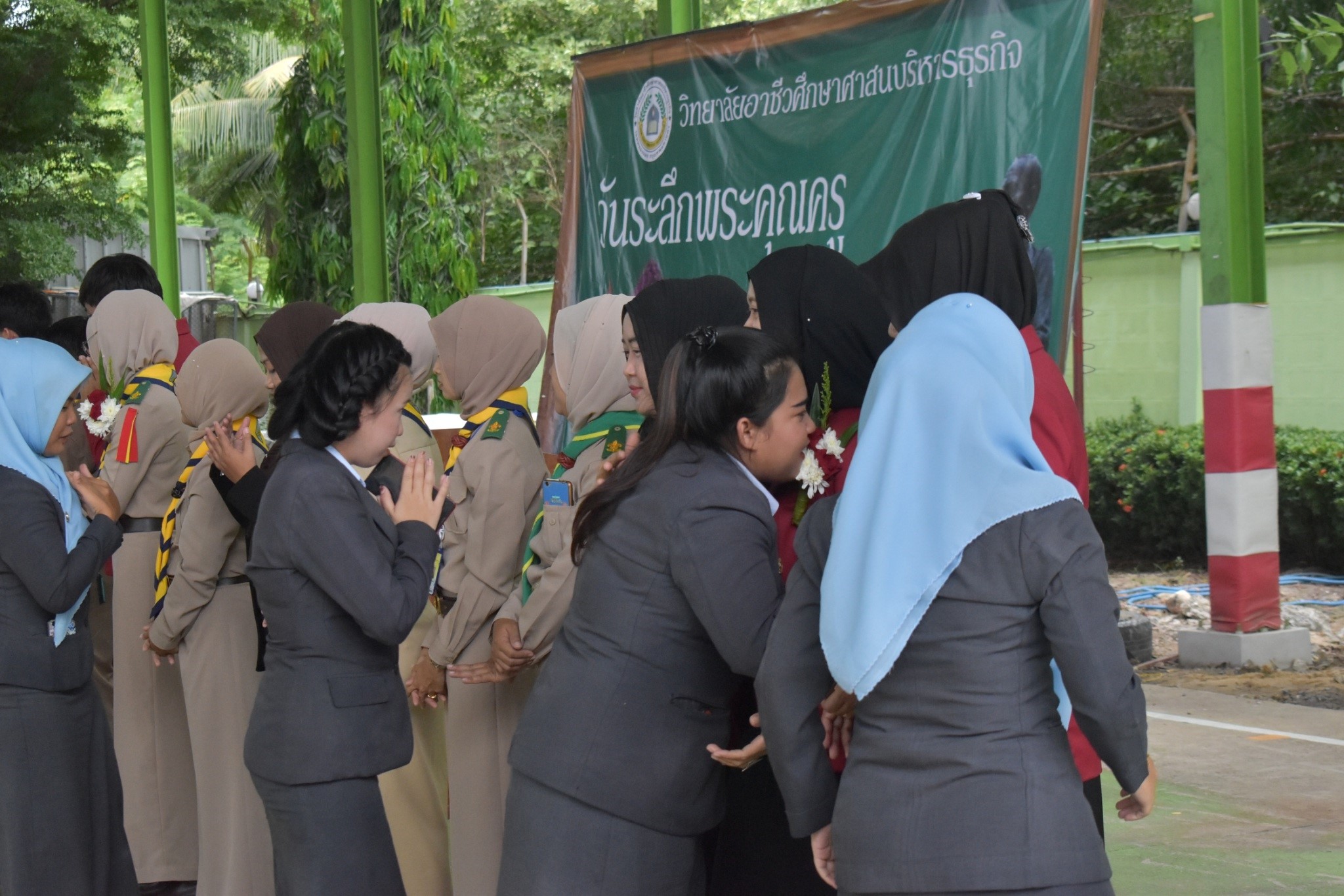 วันระลึกพระคุณครู และวันสุนทรภู่